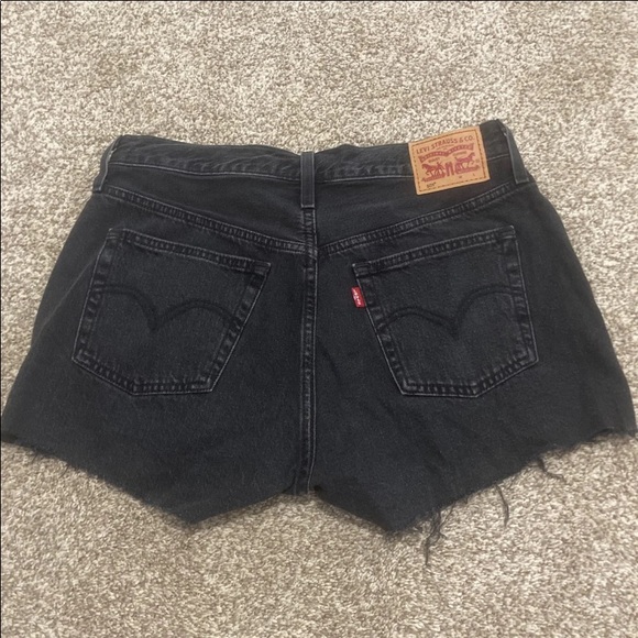 Womens 501 Levi Shorts - Picture 2 of 7